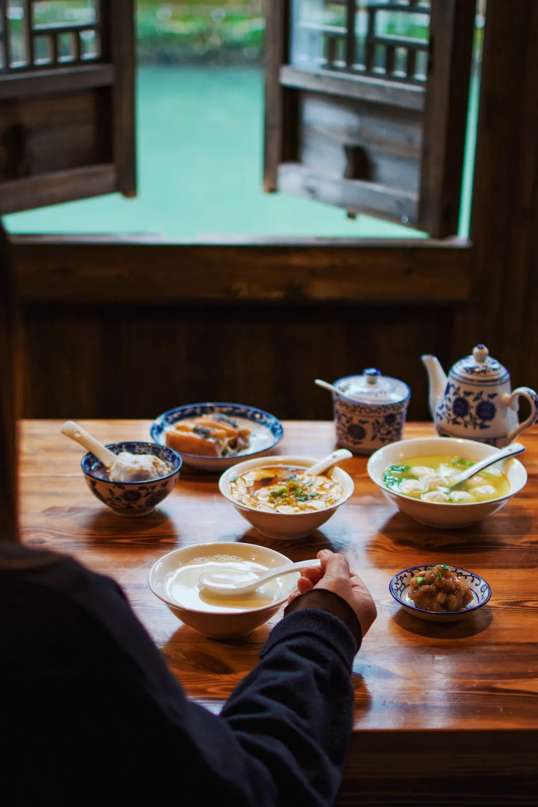 比广州生猛，比扬州丰富！“江南第一早茶”