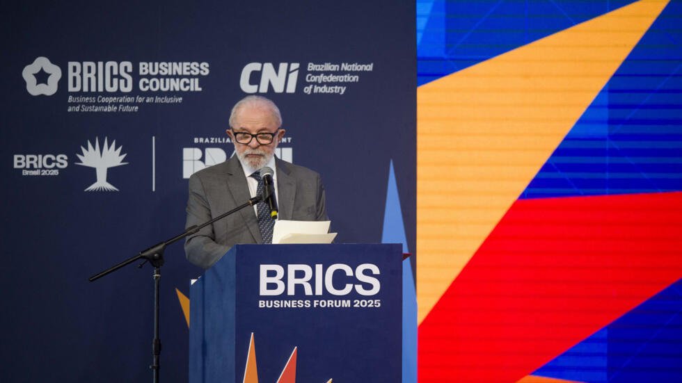 Le président brésilien Lula lors du forum économique des Brics, le 5 juillet 2025. en préambule du sommet des Brics prévu le lendemain.