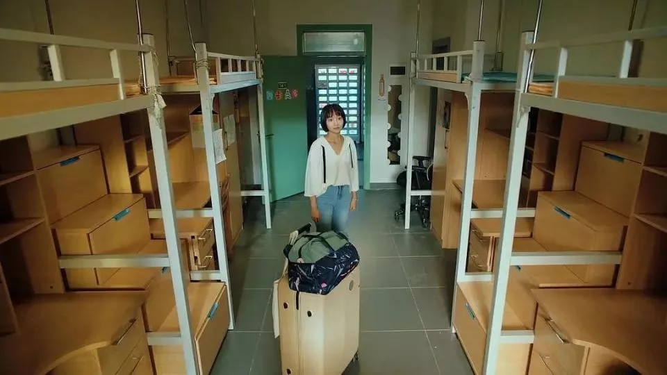 00后大学舍友，最熟悉的陌生人