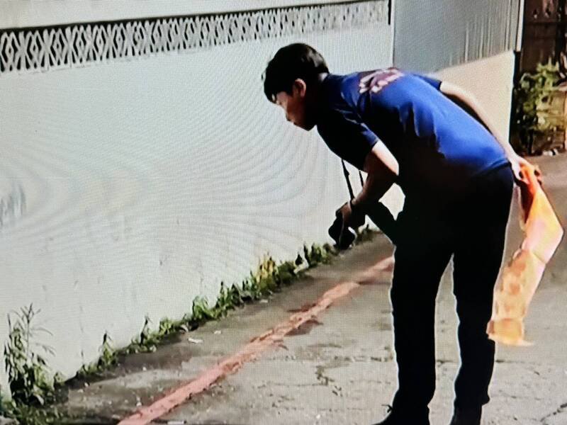 行凶现场血迹斑斑。(民众提供) 行凶现场血迹斑斑。(民众提供)