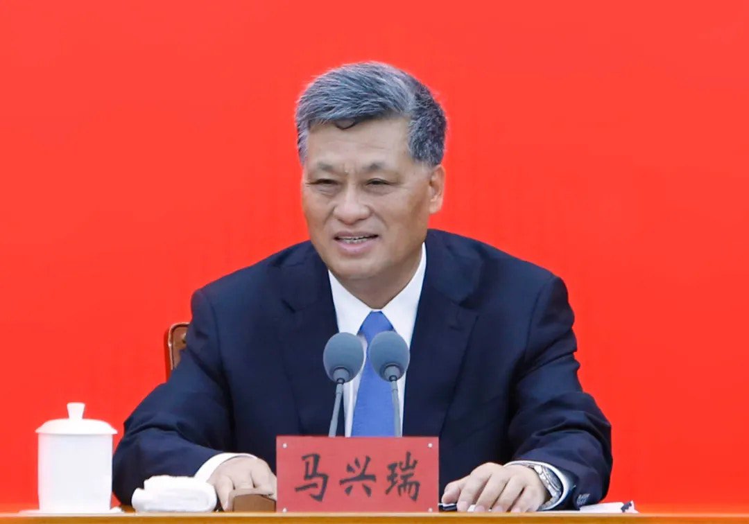 馬興瑞不再兼任新疆黨委書記，另有任用　陳小江任新疆黨委書記