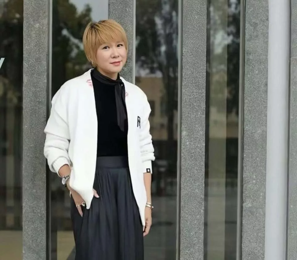 香港知名女星宣布复出，因更年期饱受情绪病困扰