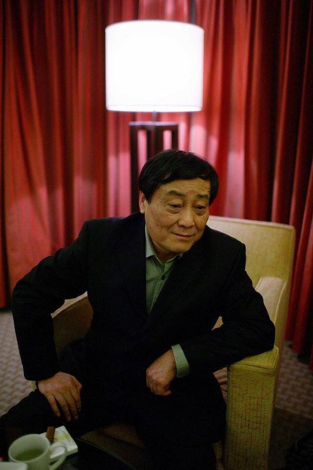 杜建英被曝另有丈夫且从未离婚 私生子身份恐成疑