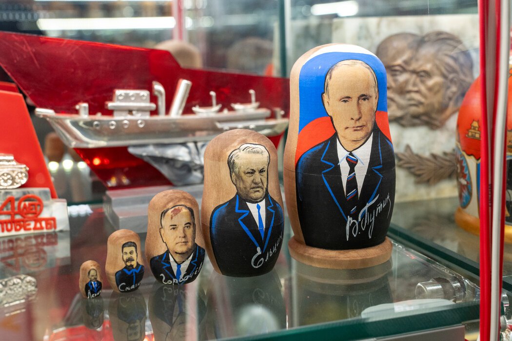 以普京总统为原型的套娃。