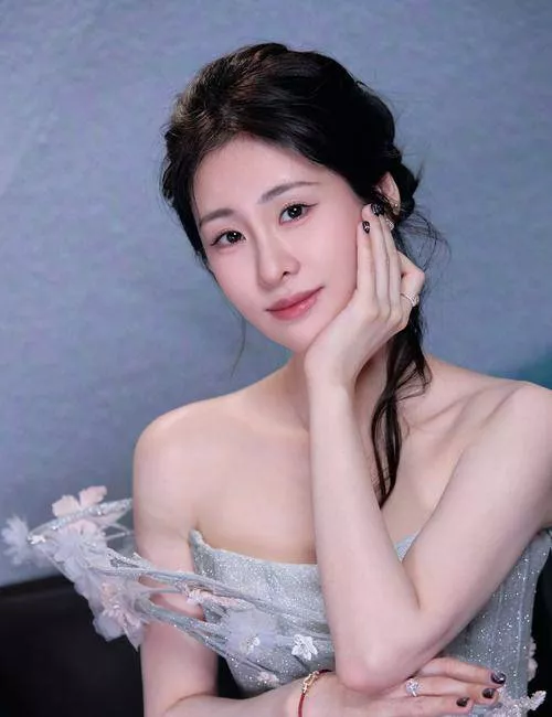 张碧晨汪苏泷年轮争议落幕？双原唱变单原唱
