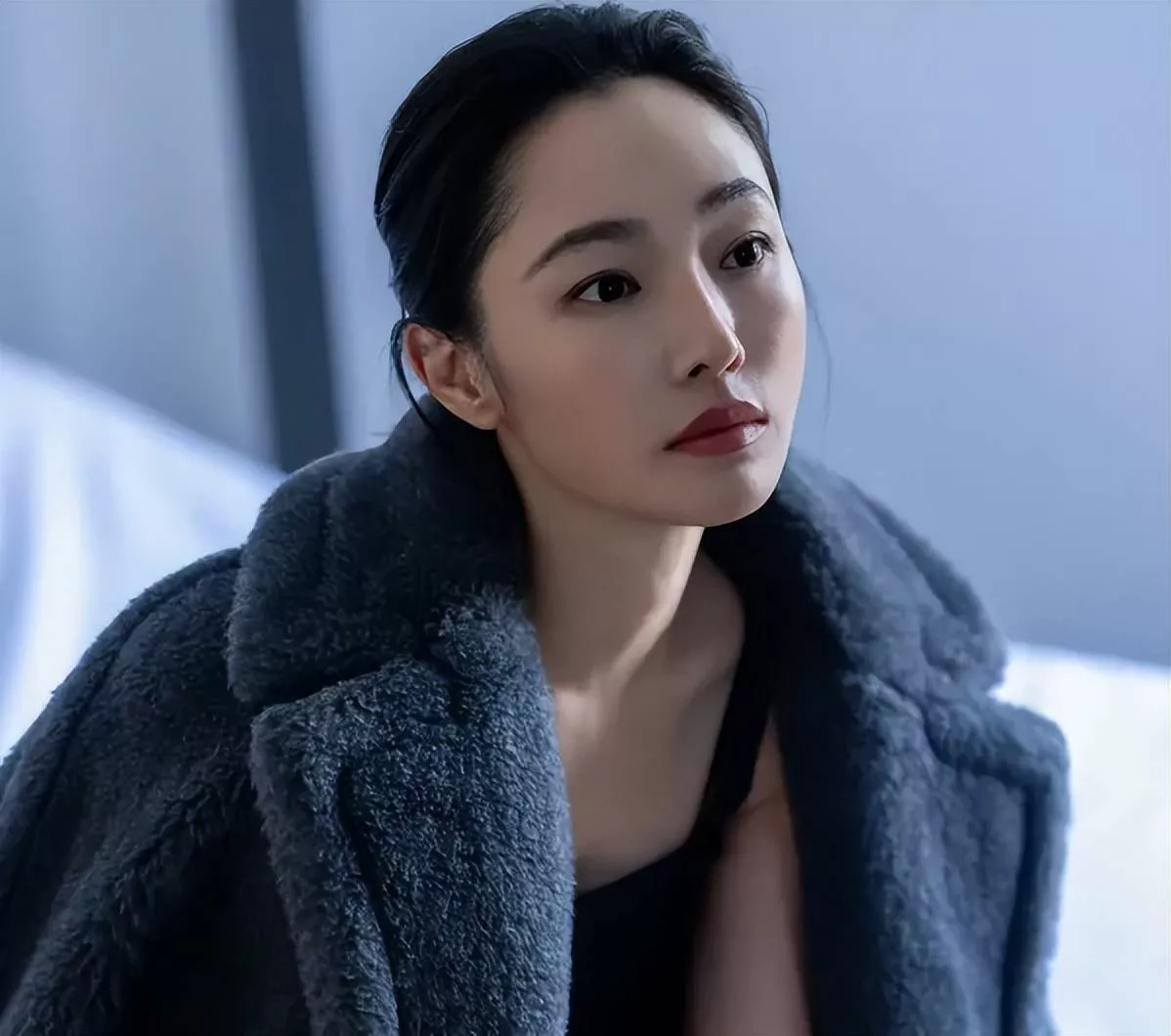狗仔疑似曝白百何离婚原因，陈羽凡醉酒闹事