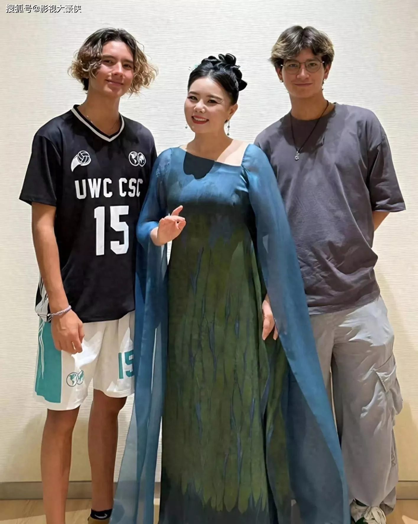 龚琳娜自曝离婚真相：不留财产，活的够爽！