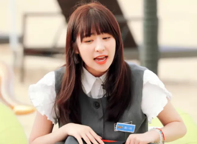 黄一鸣爆料:没骗王思聪,是他主动给5万打车费约她