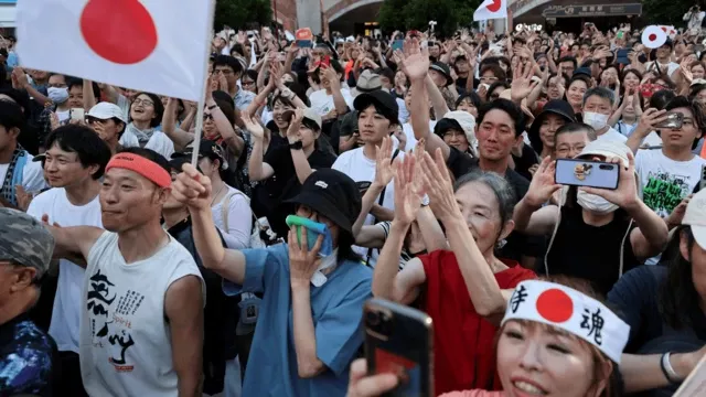 特朗普与游客,如何助长日本极右势力的崛起