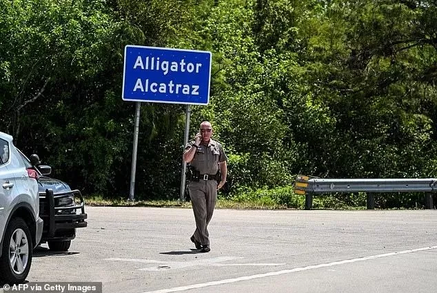 墨西哥提醒国民:别去佛罗里达 会被关“鳄鱼恶魔岛”