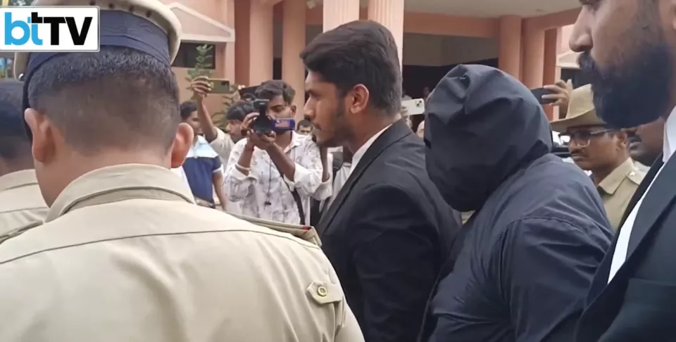 印度寺庙藏尸案证词曝光!举报人:埋了几百具遗体