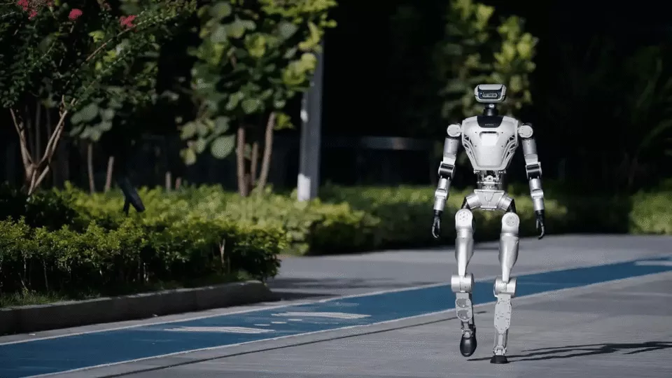 外卖大战尴尬收场,但巨头们仍在"窘境"中竞争AI