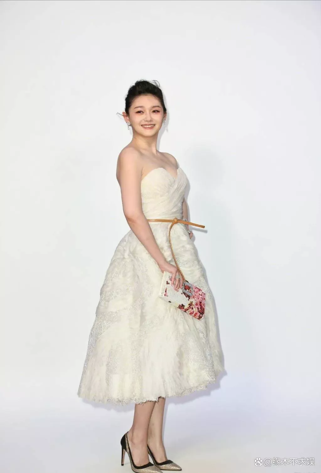 大S生前海量鞋子不知所踪,小S女儿被扒多双同款