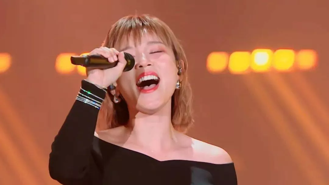 李佳薇《歌手》无人挑战进决赛!林志炫惨遭淘汰被骂黑幕