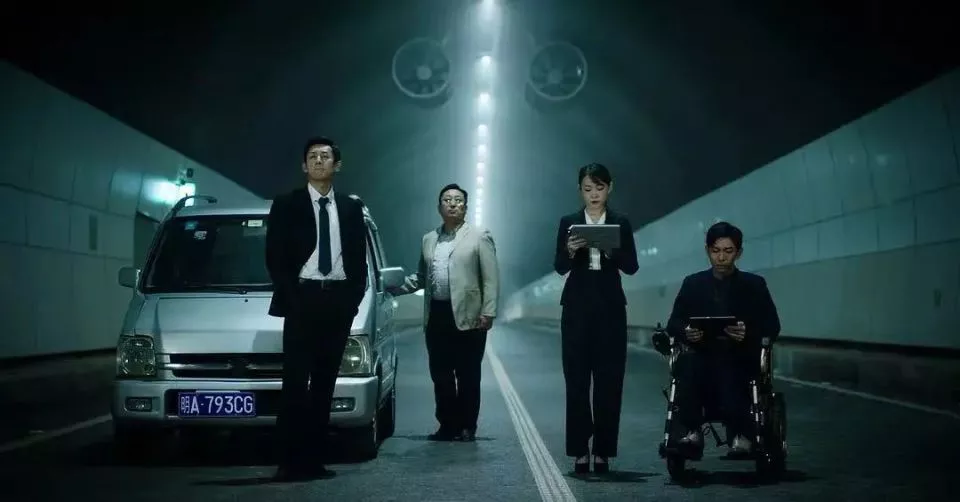 拦前任、帮抢狗,谁在找临时保镖