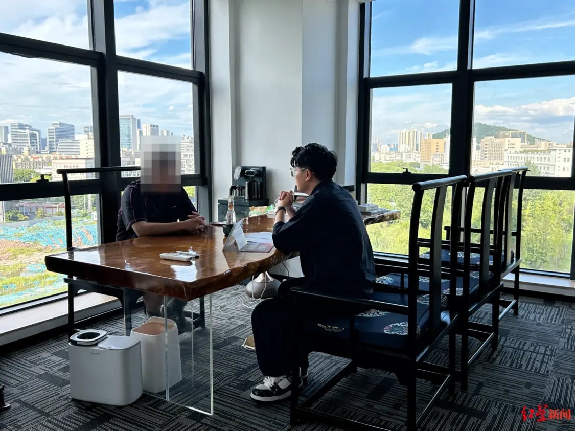 花30元“假装上班”一天 有年入百万老板来“假装面试”