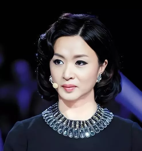 半年了,金星归国路全被封堵,近照一出原形毕露