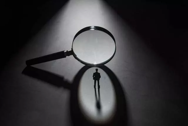 出来混,身份都是自己给的?"阮少平们"为何能得逞