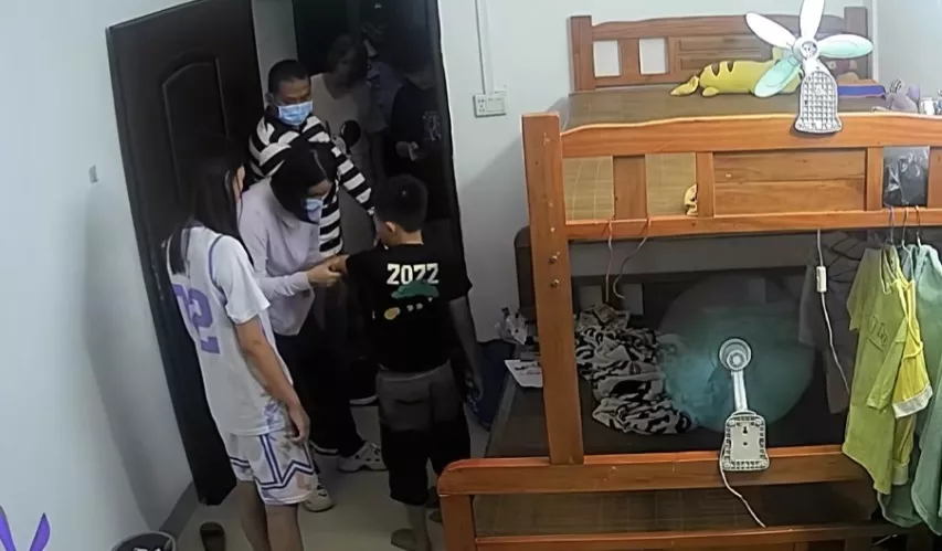 家长不在家，工作人员凌晨入户给未成年人抽血？