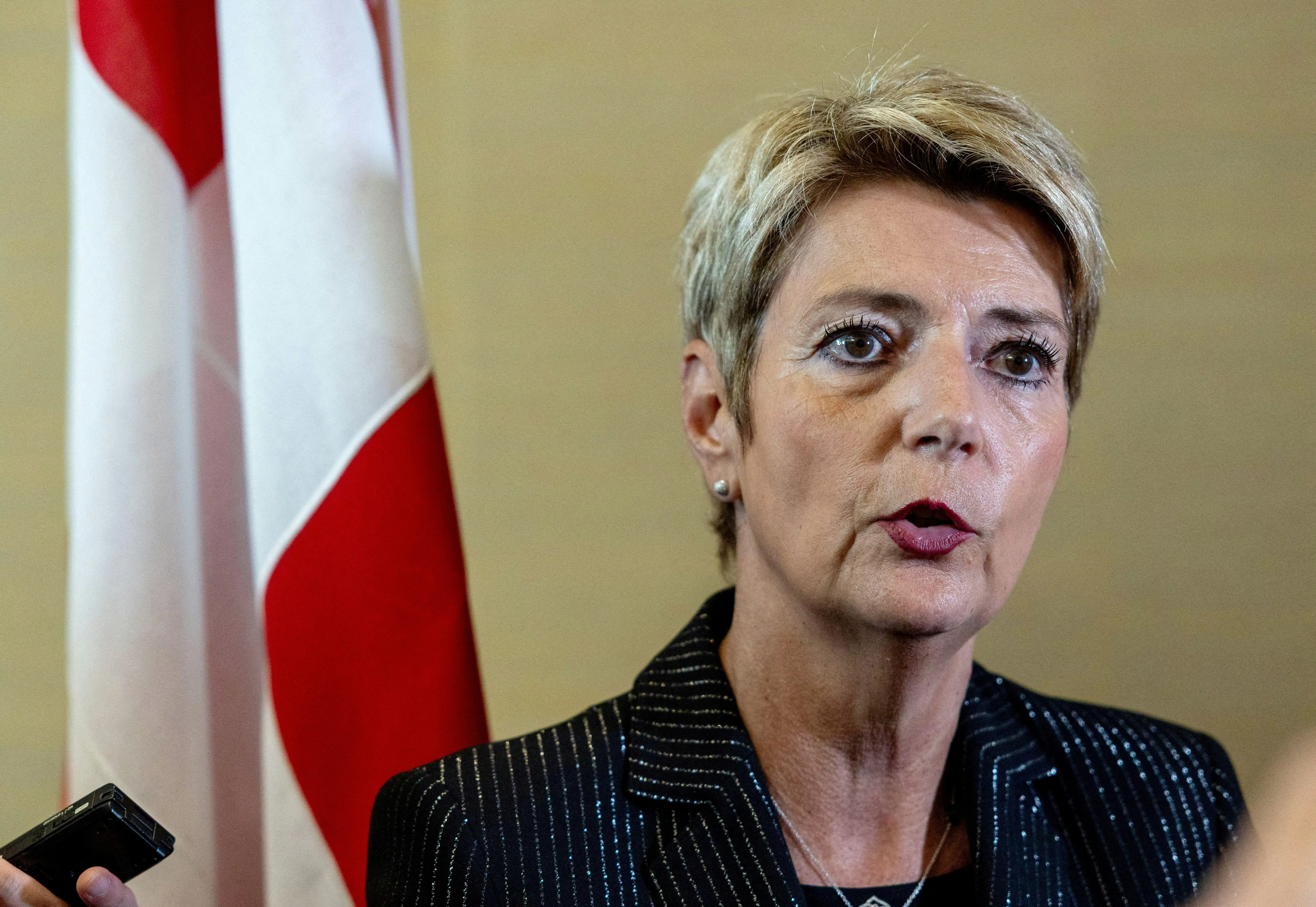 川普加徵39%关税 这国产业或要被“夷为平地”