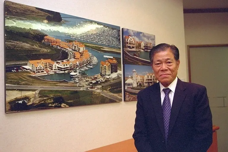 新加坡首富去世 贫民窟出生 一手烂牌打成了王炸