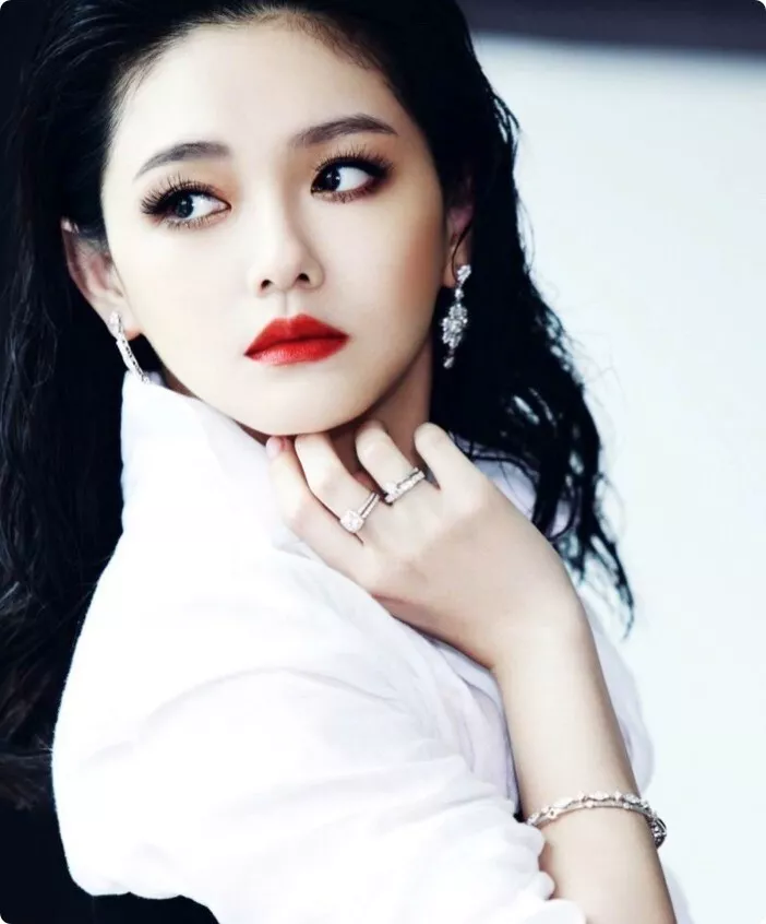 言承旭泪洒大S墓地,具俊晔的“深情”是真是假?