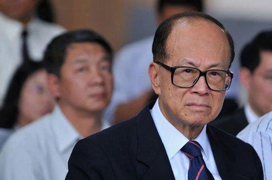 李嘉诚,这次嗅到了危险 李嘉诚,这次嗅到了危险