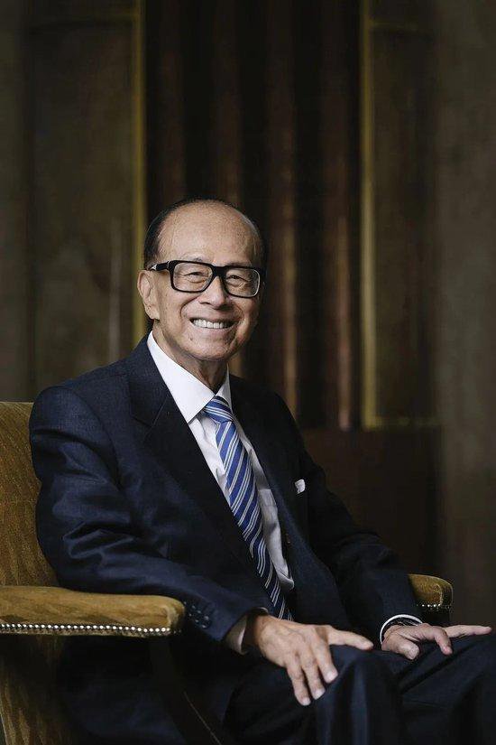 李嘉诚,这次嗅到了危险 李嘉诚,这次嗅到了危险