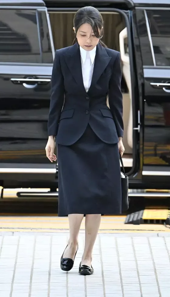 ▲12日,金建希出庭