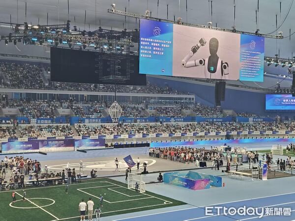 ▲▼世界人形机器人运动会开幕式。 (图/记者陈冠宇摄)