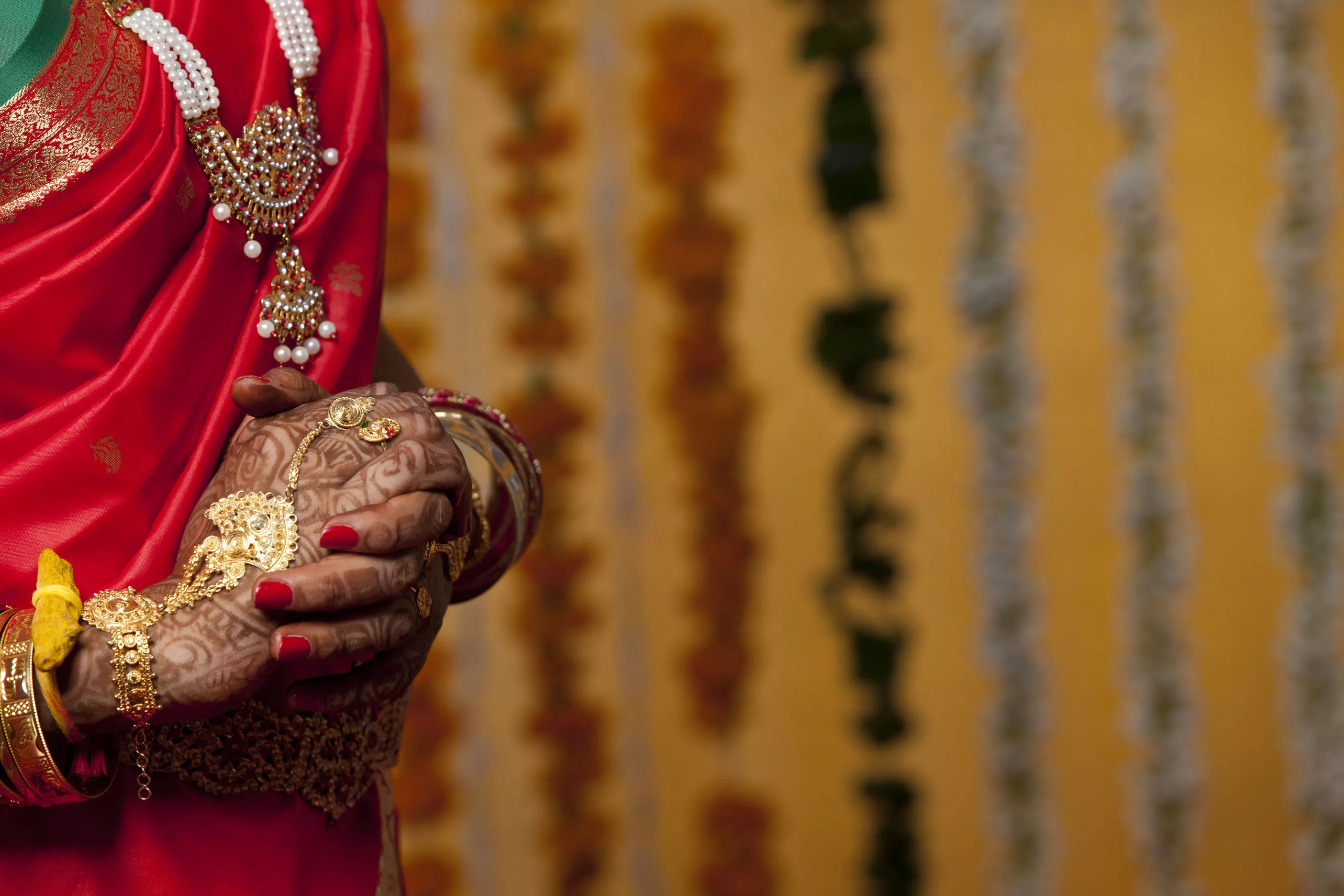 逆子兽行!房间上锁二度性侵65岁母亲