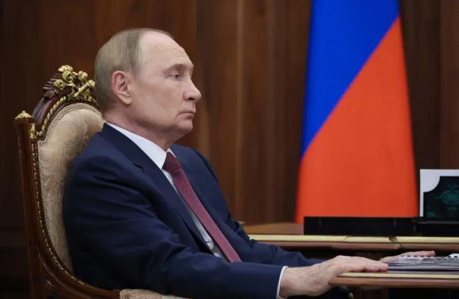 普京2周内会泽伦斯基?俄方证实川普致电 普京2周内会泽伦斯基?俄方证实川普致电