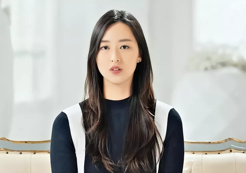 香港知名男星老婆遭性侵录音被公开,崩溃大哭遭受二次伤害