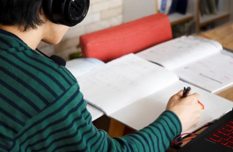 因作弊严重,美国法学院叫停中国线上入学考试