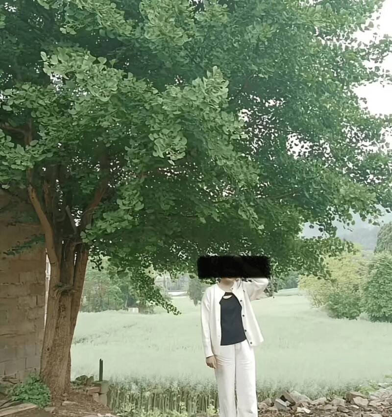 被害15岁女子生前照片。（图撷自搜狐新闻）