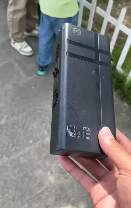 大理一旅拍店疑私装信号屏蔽器,方圆30米连不上网