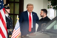 “解决乌克兰问题，还是要靠川普”