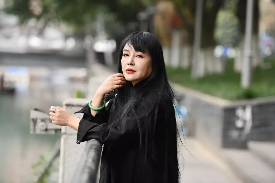 千百惠在成都时的留影 图据视觉中国