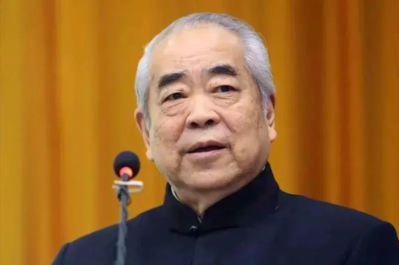 被传“失联”的范曾何时公开露面？友人再发声