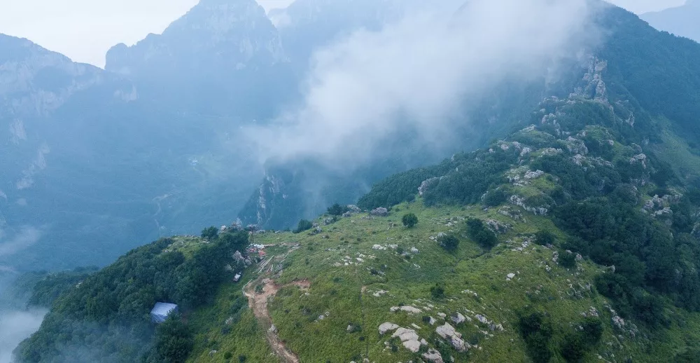 徒步热乱象：失温、迷路为何多发