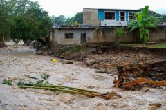 惨!墨西哥连日豪雨引发洪灾 已知64死65失踪