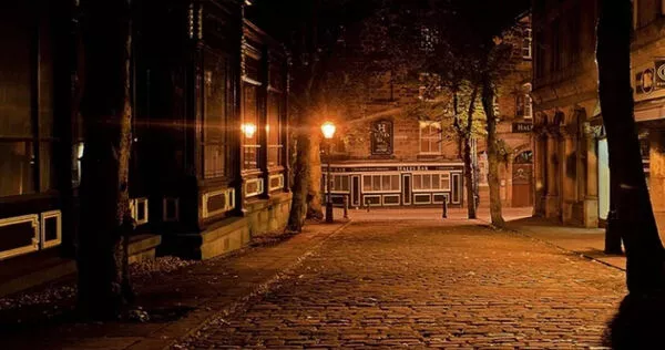 美国"闹鬼小镇"居民离奇死亡,遭彻底废弃禁止进入