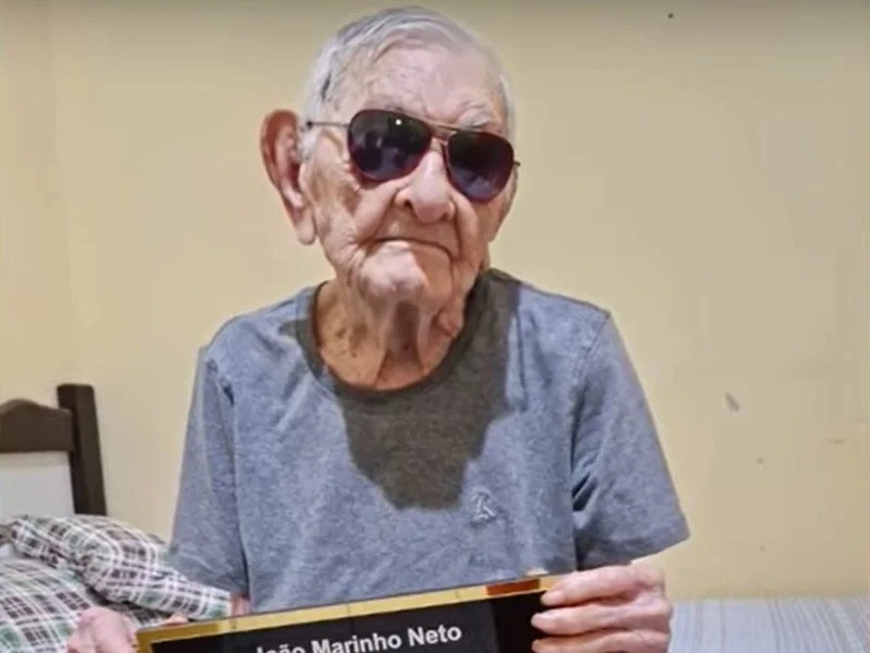 世界最高龄男子欢庆113岁生日 揭长寿饮食习惯 世界最高龄男子欢庆113岁生日 揭长寿饮食习惯