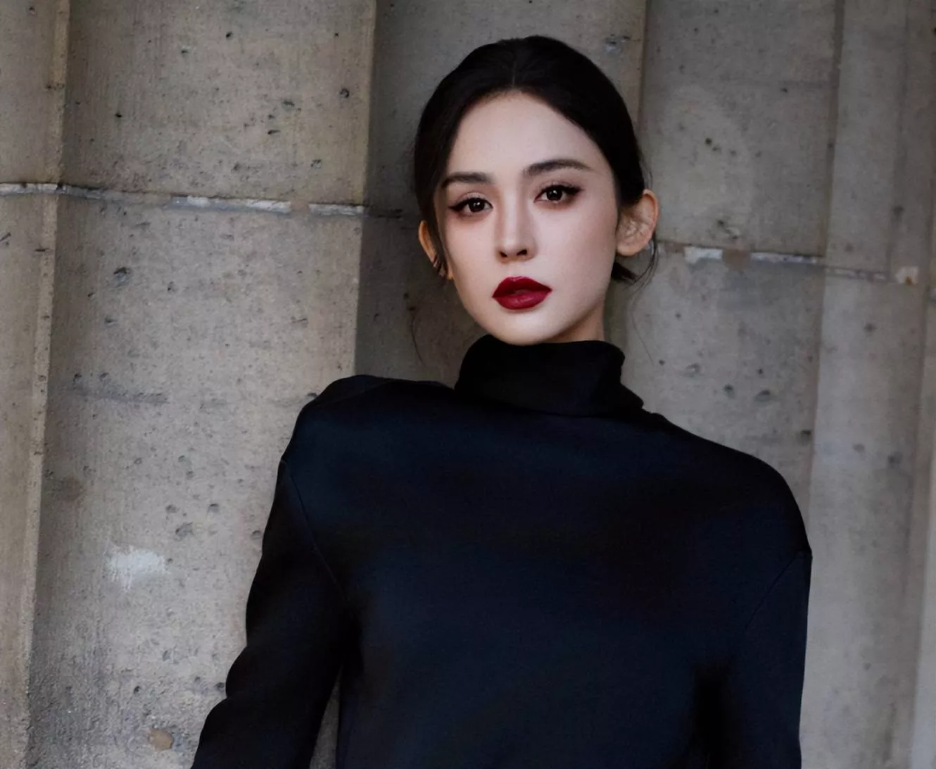 娜扎被二字女星抢走休息室,网友扒出疑似林允