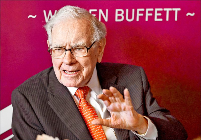 比亞迪(BYD)獲利萎縮,市值更在四個月內蒸發450億美元,促使美國「股神」巴菲特決定出清比亞迪持股。(美聯社資料照)