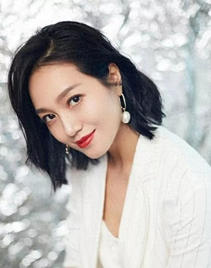 她让朱丹倾家荡产，朱丹让她社死全网