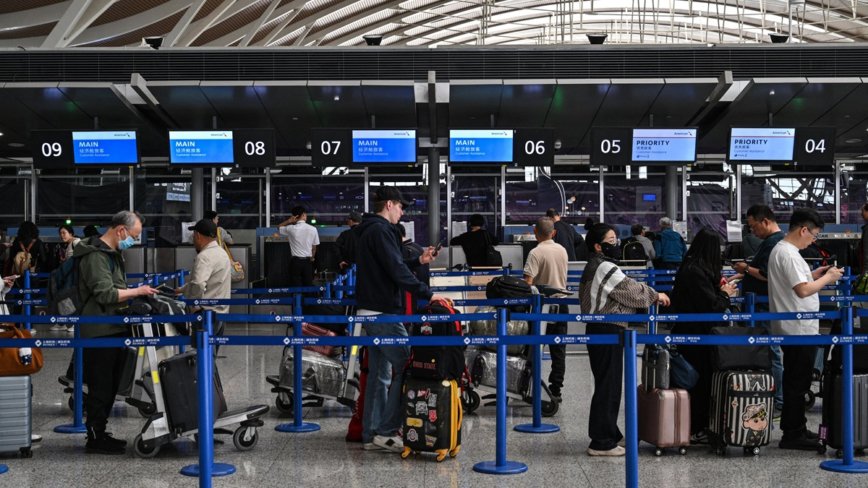 中国机票价格大跳水 暴跌超80%