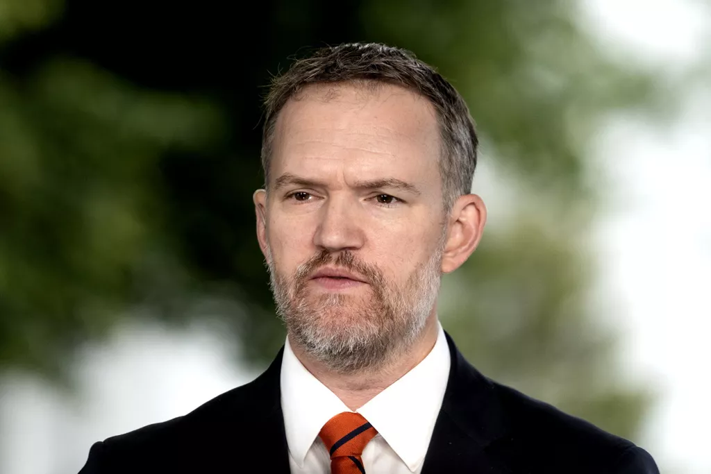 批中国祭稀土管制“没通知” 美:北京还推迟通话