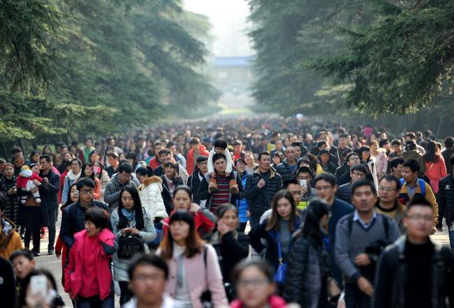 假如中国人口从14亿减到7亿 会发生怎样的变化 假如中国人口从14亿减到7亿 会发生怎样的变化