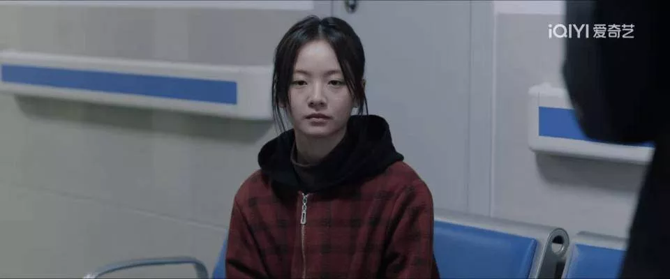 黄轩新剧《命悬一生》好炸裂:丈夫带亲戚一起侵犯妻子